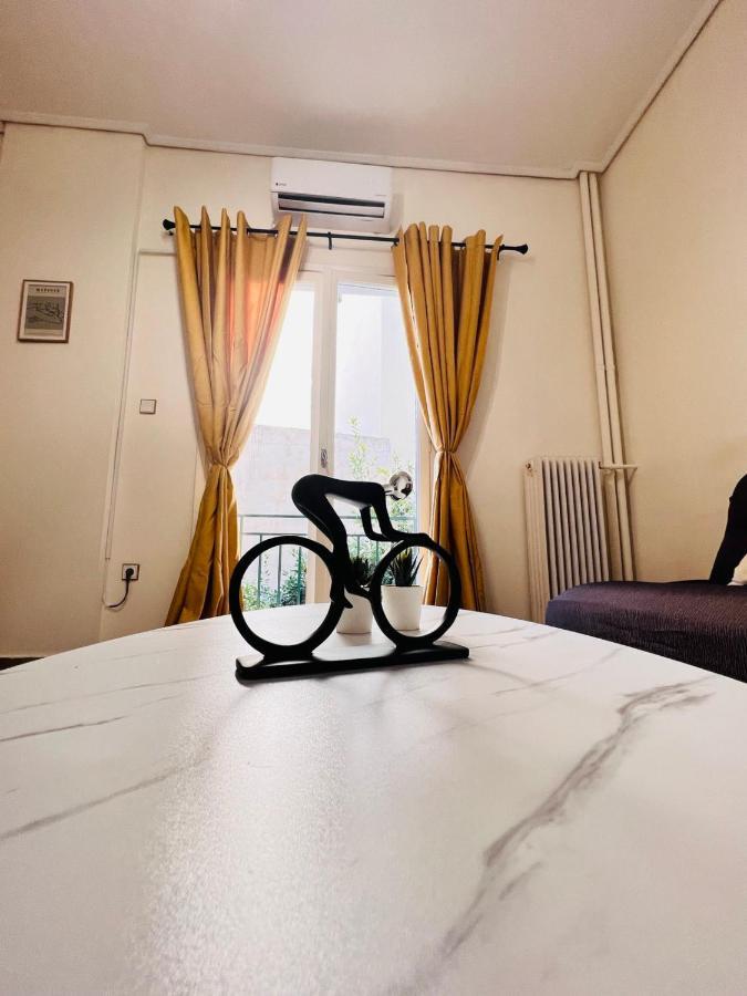 Thesian Apartment In Centre Of Atenas Exterior foto